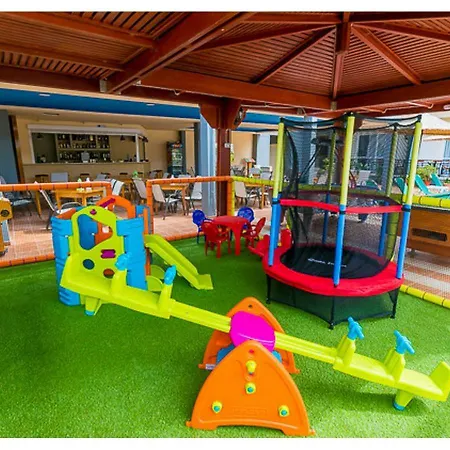 Aparthotel Anthoula Village 4*