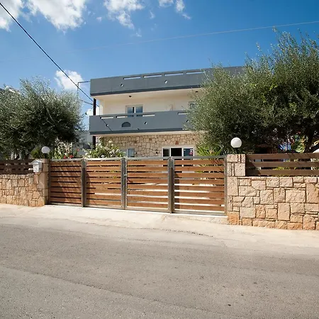 Anthoula Village Apartahotel 4*